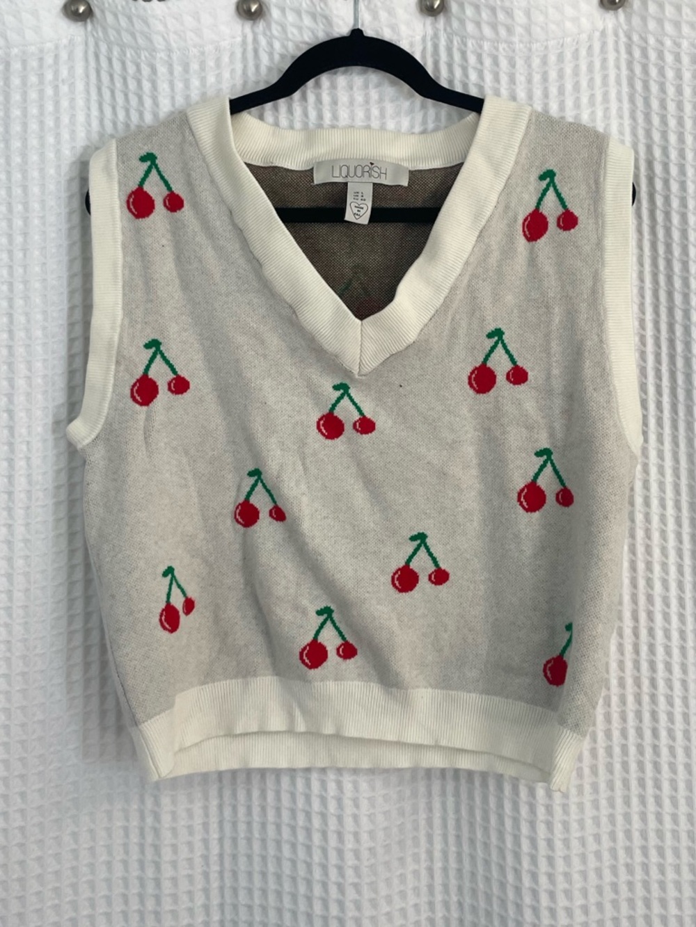 Liquorish knit vest cherries